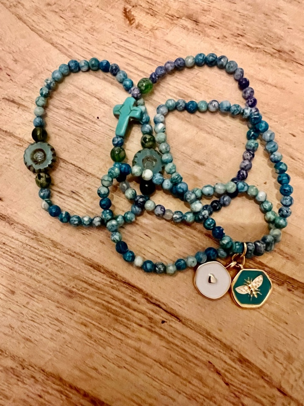 Bee/Heart Charm Turquoise Beaded Bracelets - Picture 3 of 4